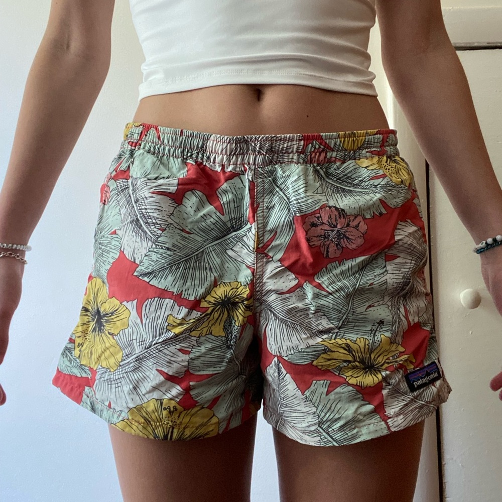 hawaiian patagonia shorts